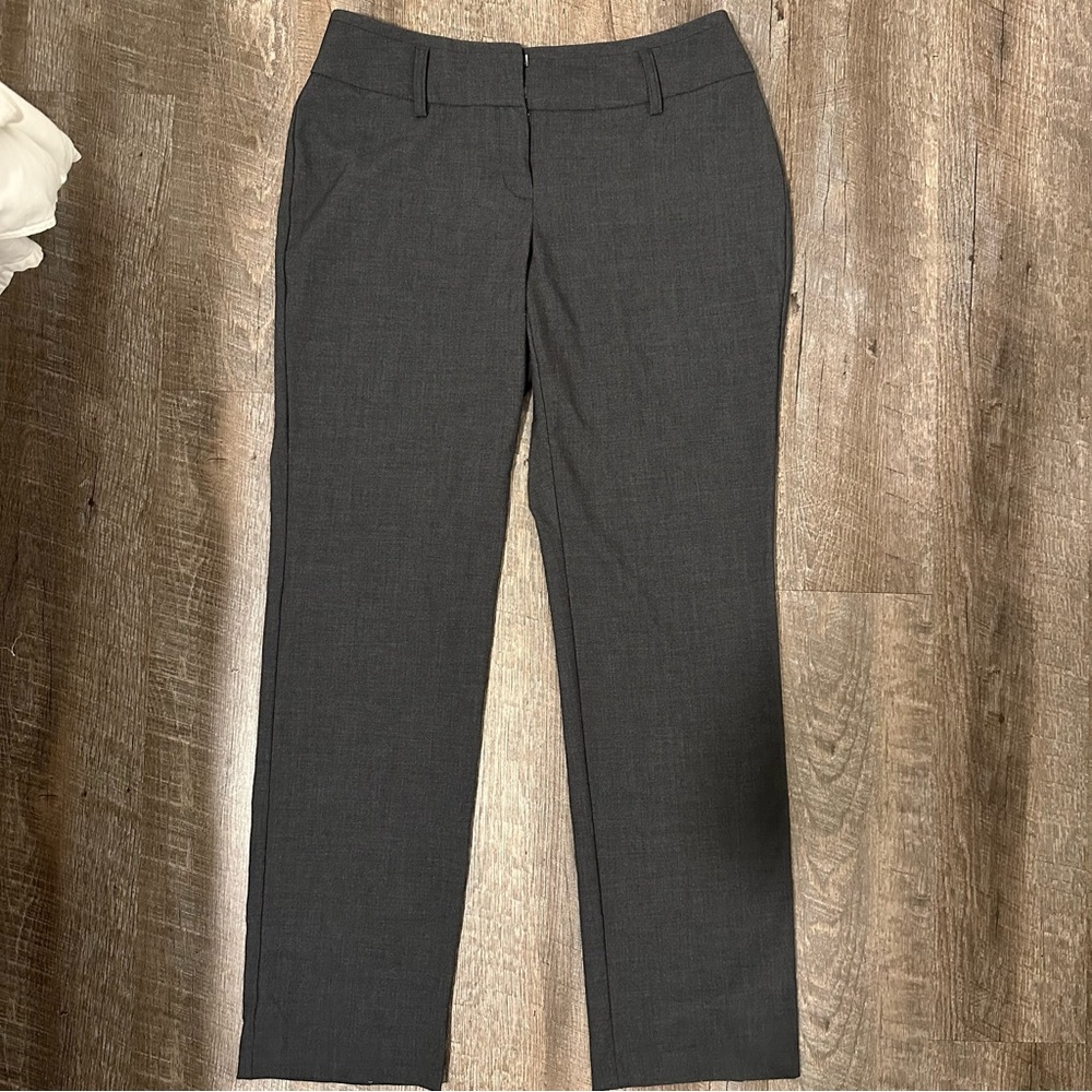 Worthington Curvy Fit Straight Leg Gray Slacks- Size 6